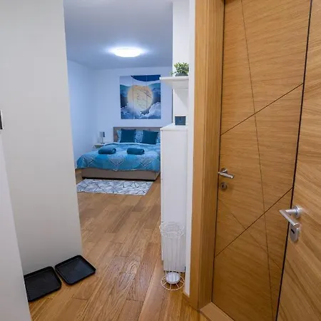 Sky Apartment *
